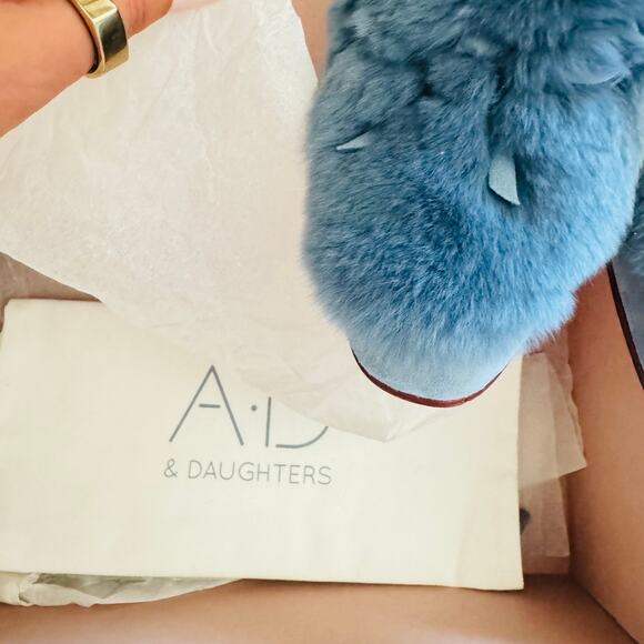 NEW AD DAUGHTER Blue Grey Rabbit Fur Flats Pointy Toe Bow Slides Mules Shoes 6.5 - Picture 13 of 14